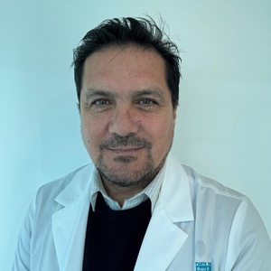 Dr(a) Gonzalo Cristian Contreras Loyola