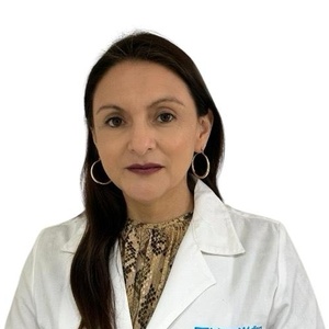 Dr(a) Lorena Alexandra Bravo Merchan