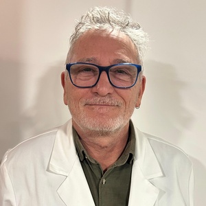 Dr(a) Manuel Humberto Carrasco Alonso