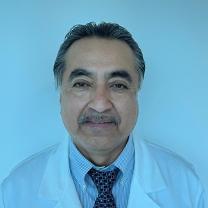 Dr(a) Luis Alfredo Galarza Espinar