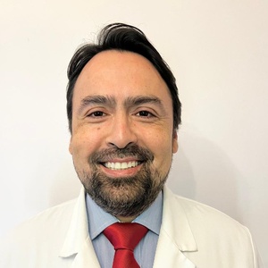 Dr(a) Rodrigo Andres Valenzuela Reyes