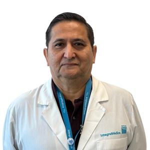 Dr(a) Ulbio Raul Castro Limones