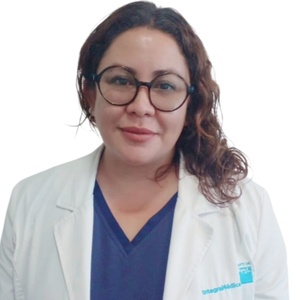 Dr(a) Paloma Denisse Paredes Vargas
