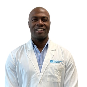 Dr(a) German Roldan Mena Machado
