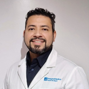 Dr(a) Roberto Rafael Silva Garcia