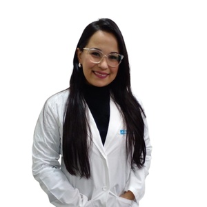 Dr(a) Yamileth Andreina Hernández Morales