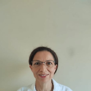 Dr(a) Nelly Maria Galarza Esparza