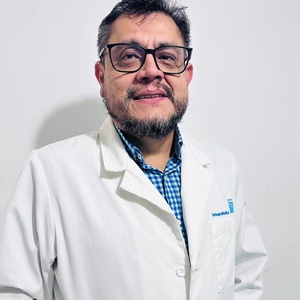 Dr(a) Cesar Augusto Riera Caiza