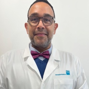 Dr(a) Martin Jesus Graterol Useche