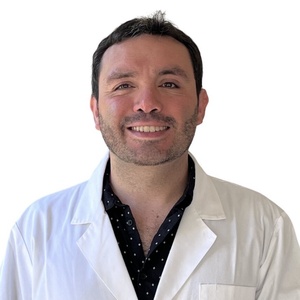 Dr(a) Hernan Patricio Herrera Reyes