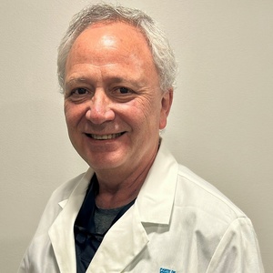 Dr(a) Rainhold Roberto Garcia Straube