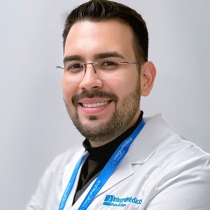 Dr(a) Wilmer Lopez Heredia