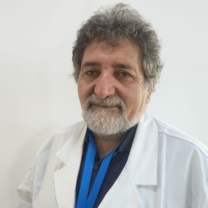Dr(a) Claudio Alejandro Cabrera Pizarro