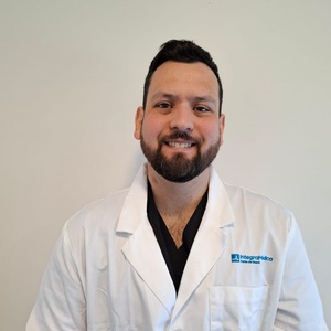 Dr(a) Sergio Sebastian Bruna Alvarez