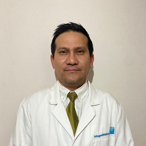 Dr(a) Ronald Esteban Vera Suarez