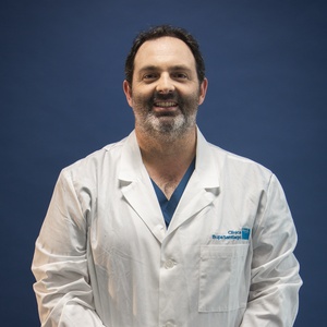 Dr(a) Nell Roberto Pico Briones