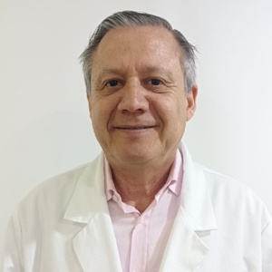 Dr(a) Roberto Ignacio Bachler Rojas