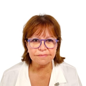 Dr(a) Carmen Espinoza Reyes