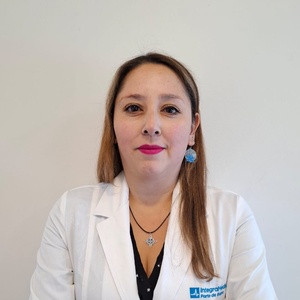 Dr(a) Sindhian Andrea Urrutia Mela