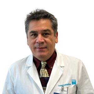Dr(a) Lazaro Paulino Gonzalez Rodriguez
