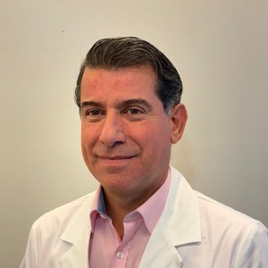 Dr(a) Mario Alberto Rivas Loyola