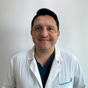 Dr(a) Pedro Alfonso Ocampo Chaparro