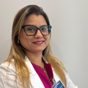 Dr(a) Jenifer Lisett Ramirez Gomez