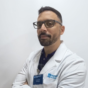 Dr(a) Hugo Armando Garcia Oñate