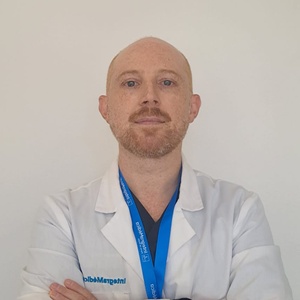 Dr(a) Ricardo Andres Solar Garcia