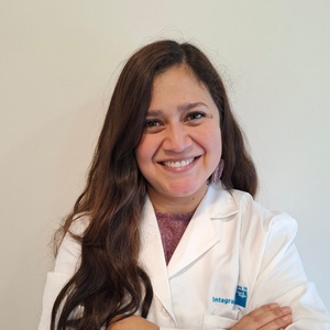 Dr(a) Veronica Andrea Berrios Campusano