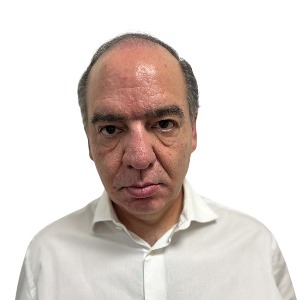 Dr(a) Ciro Alberto Bianchi Isasa