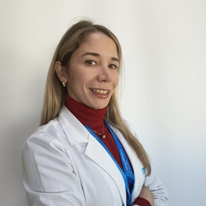 Dr(a) Irene Gabriela Labori Ochoa