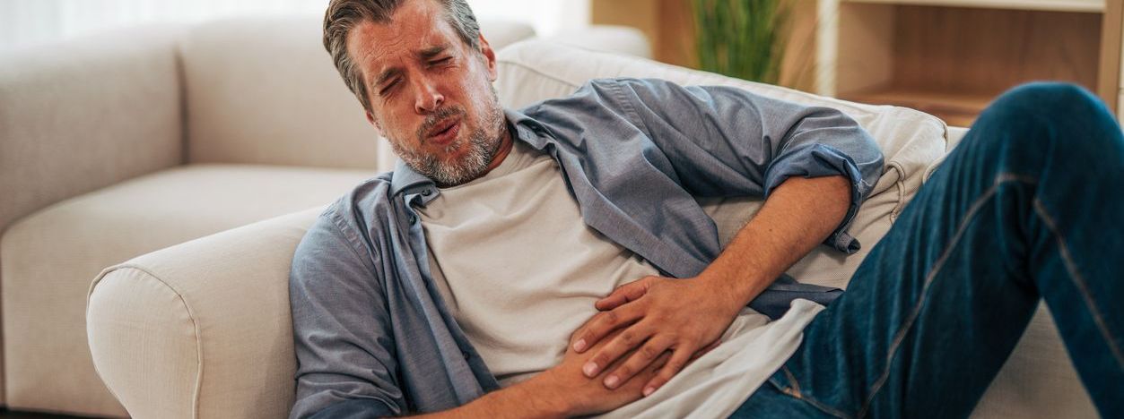 Reflujo gastroesofágico: síntomas, causas y tratamiento