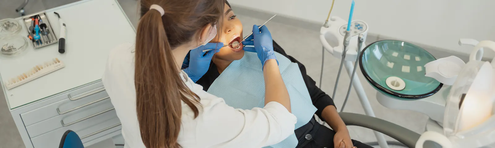 Muelas del juicio: cuándo duelen, cuándo se extraen y cómo cuidarlas